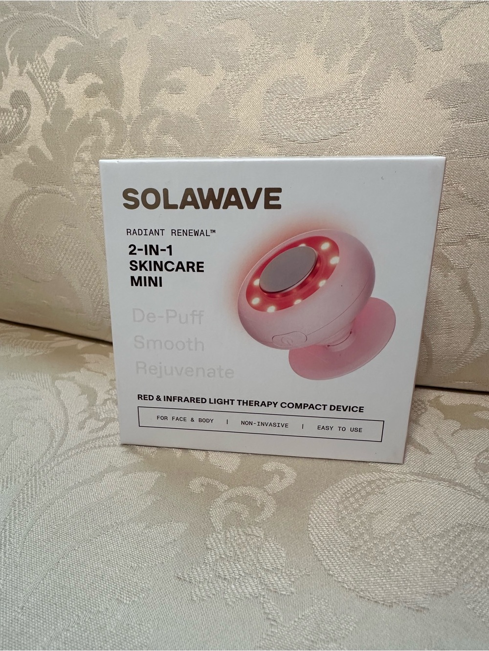 Solawave Radiant Renewal 2-in-1 Skincare Mini
